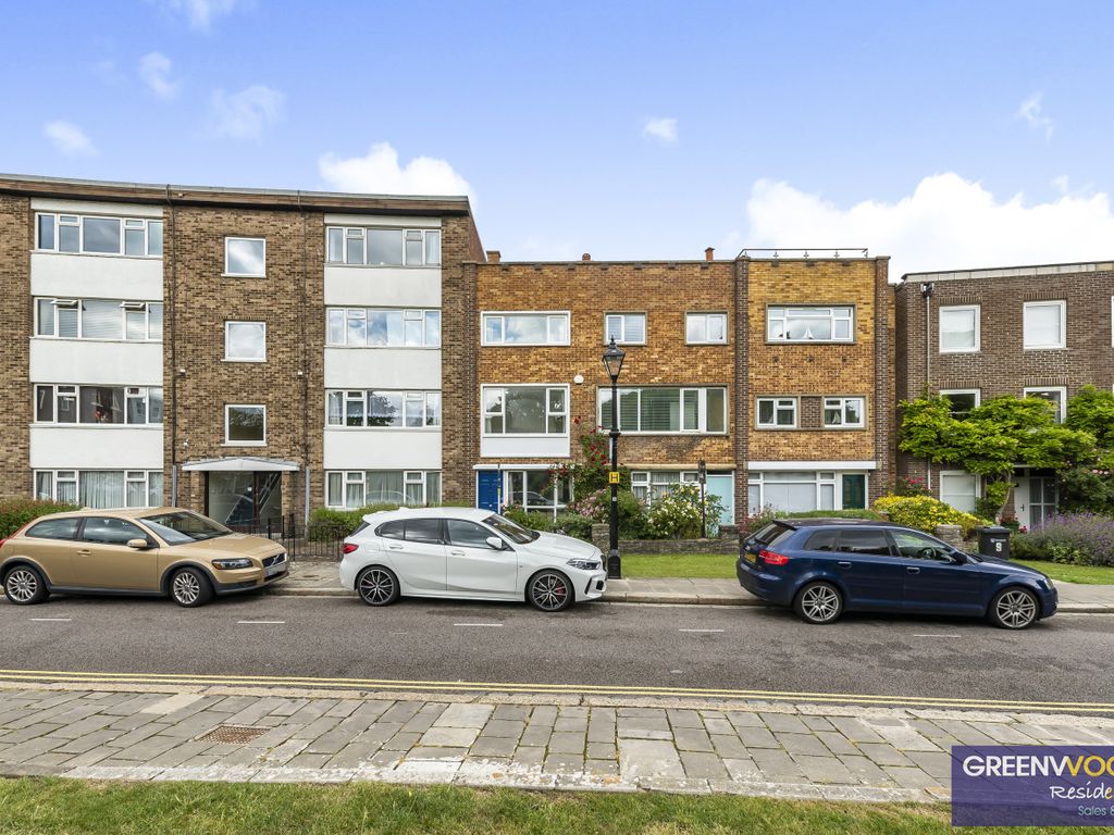4 bed town house for sale in Oyster Street, Old Portsmouth, Hampshire PO1, £535,000