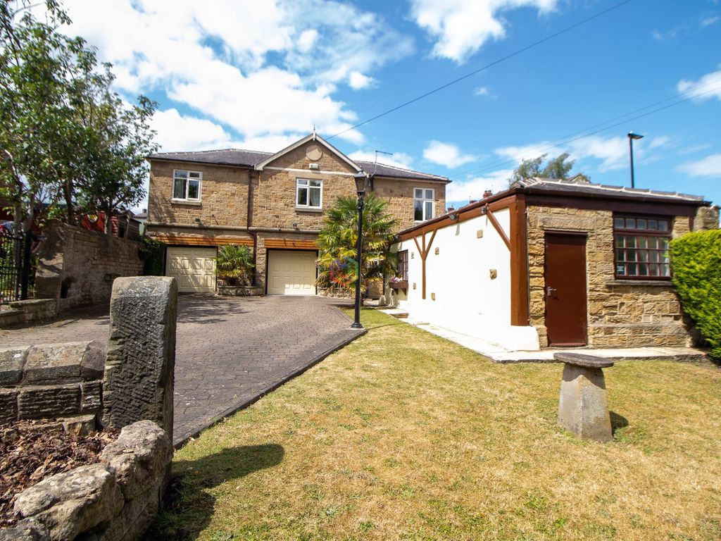 3 bed detached house for sale in Grange Road, Beighton S20, £350,000