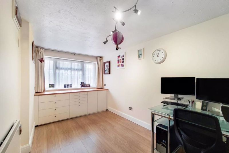 4 bed property for sale in Cameron Square, Mitcham CR4, £725,000