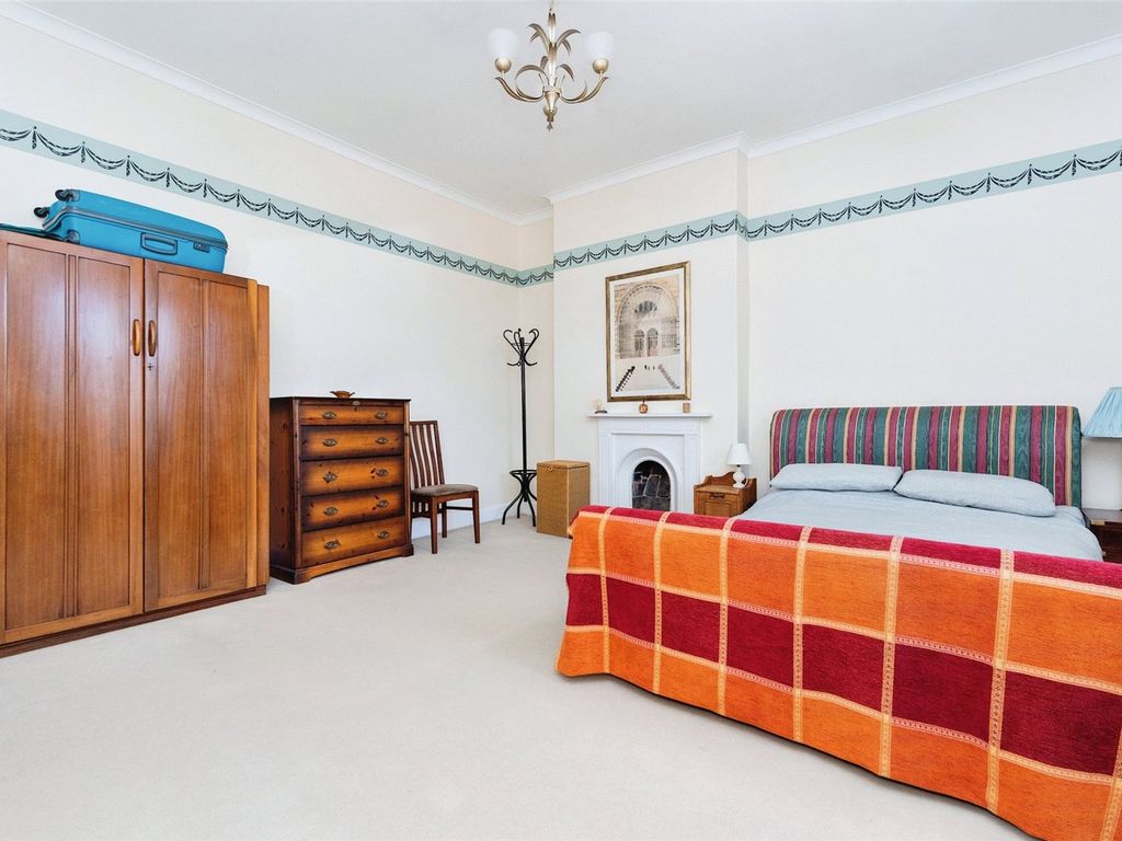 6 bed detached house for sale in Carrington Lane, Carrington, Manchester M31, £899,950