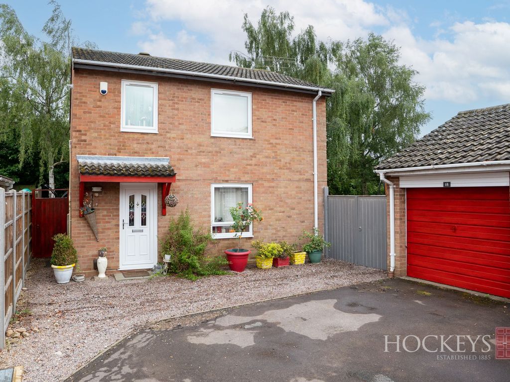 3 bed detached house for sale in Anglesey Way, Over CB24, £350,000