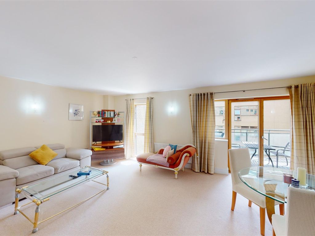 3 bed flat for sale in Richbourne Court, Harrowby Street, Marylebone, London W1H, £1,695,000