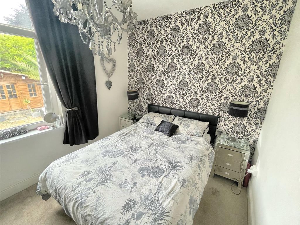 3 bed semi-detached house for sale in West Cross Avenue, West Cross, Swansea SA3, £350,000