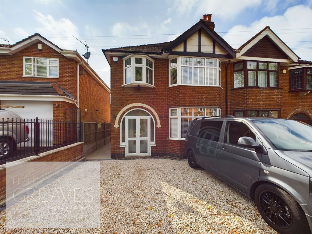 3 bed semi-detached house for sale in Doveridge Avenue, Carlton, Nottingham NG4, £350,000