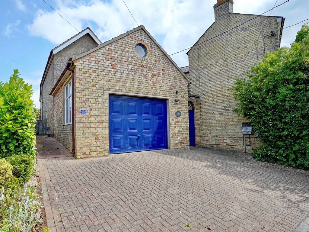 3 bed detached house for sale in 1 Church Walk, Great Stukeley, Huntingdon PE28, £475,000