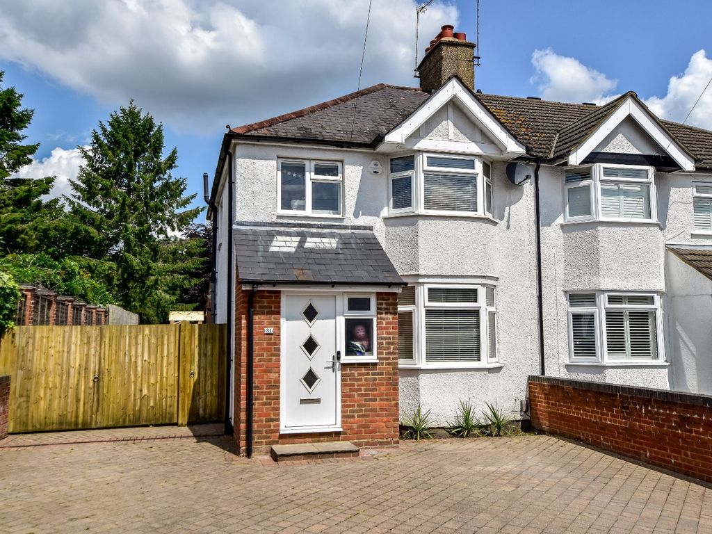 3 bed semi-detached house for sale in The Crescent, Abbots Langley WD5, £675,000