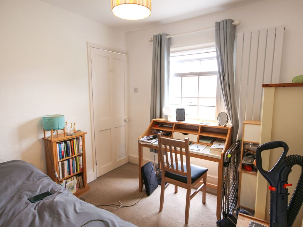 2 bed terraced house for sale in Mill Street, Cambridge CB1, £460,000