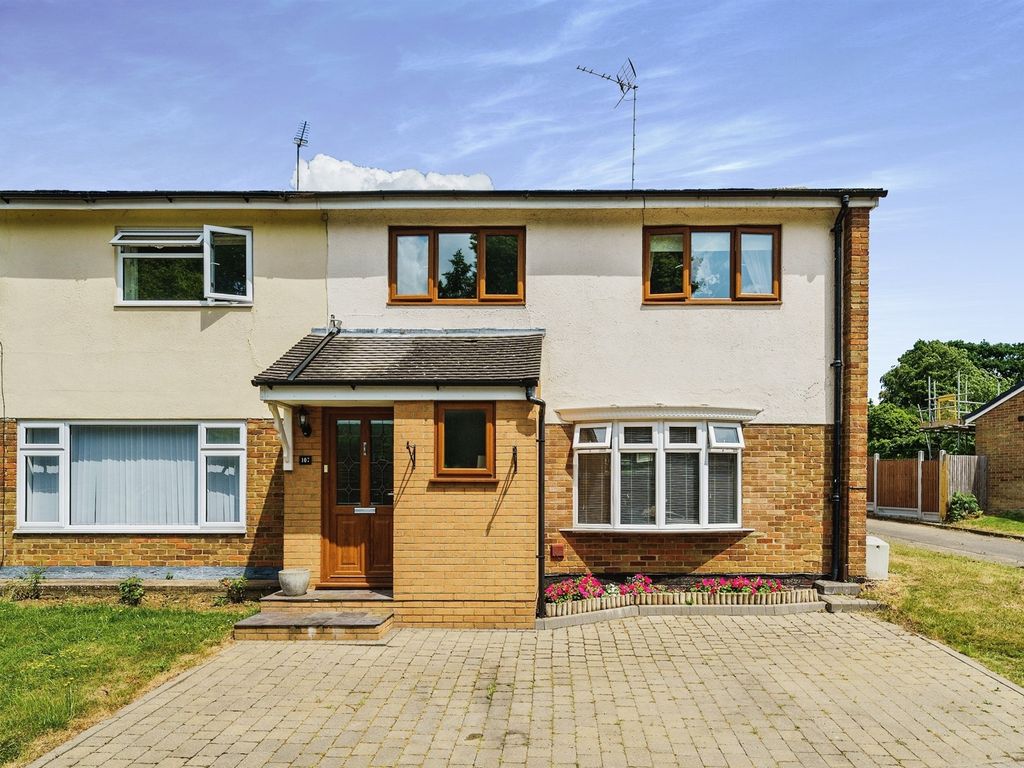 2 bed end terrace house for sale in Collins Meadow, Harlow CM19, £350,000