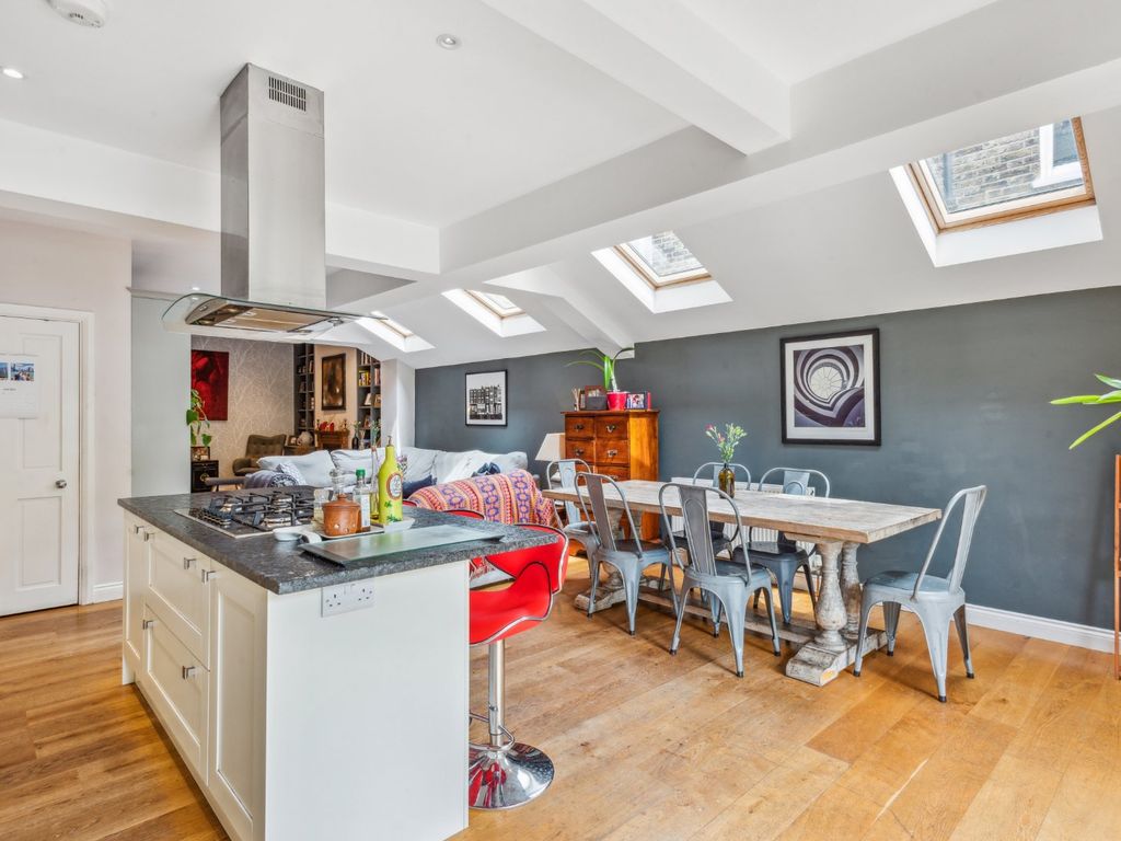 5 bed terraced house for sale in Midmoor Road, London SW12, £1,600,000