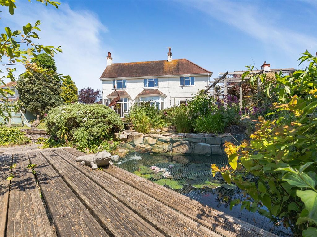 4 bed detached house for sale in Ladies Mile Road, Patcham, Brighton BN1, £1,000,000