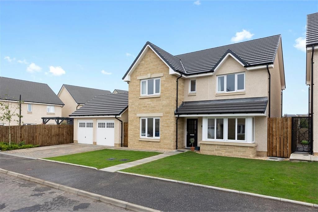 5 bed detached house for sale in Silverheugh Drive, Bonnyrigg EH19, £449,000