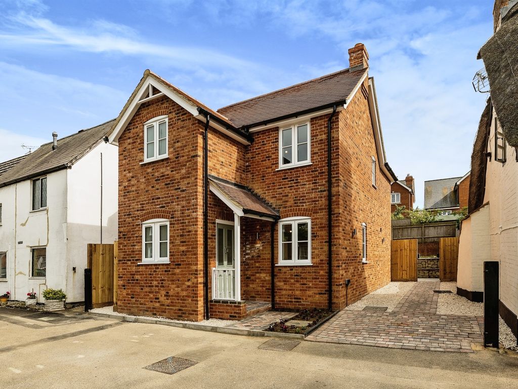 New home, 3 bed detached house for sale in Main Street, Gawcott, Buckingham MK18, £400,000
