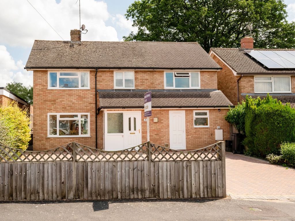 4 bed detached house for sale in Keble Road, Moreton-In-Marsh GL56, £475,000