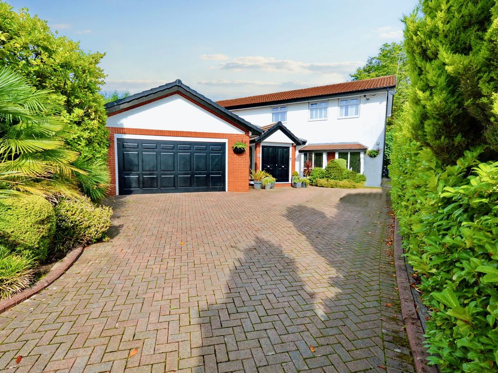 5 bed detached house for sale in Wentworth Avenue, Whitefield M45, £995,000