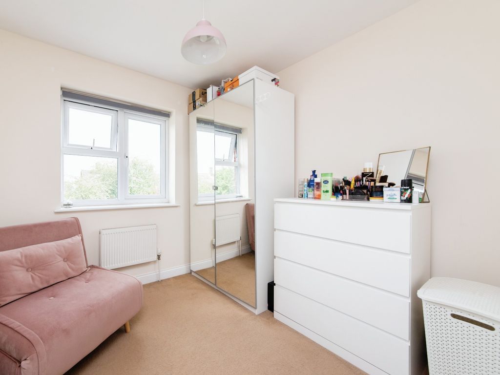 3 bed terraced house for sale in Altham Gardens, Watford WD19, £470,000