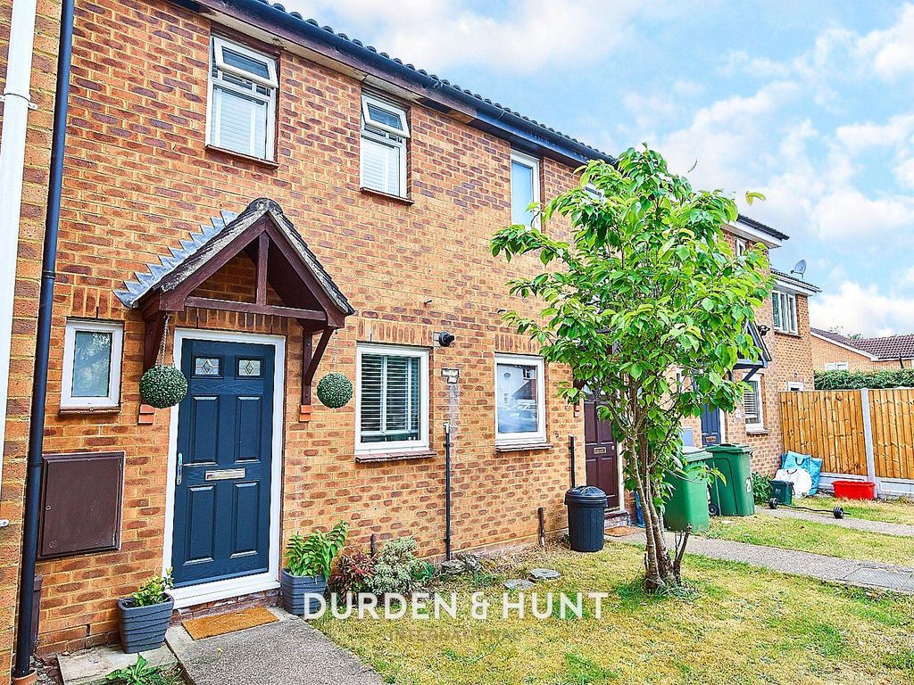 2 bed terraced house for sale in Heideck Gardens, Hutton, Brentwood CM13, £350,000