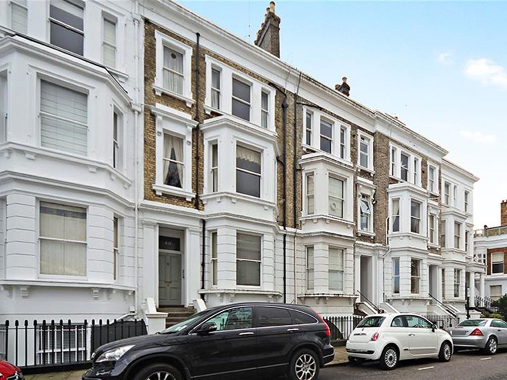 1 bed flat for sale in Stratford Road, London W8, £600,000