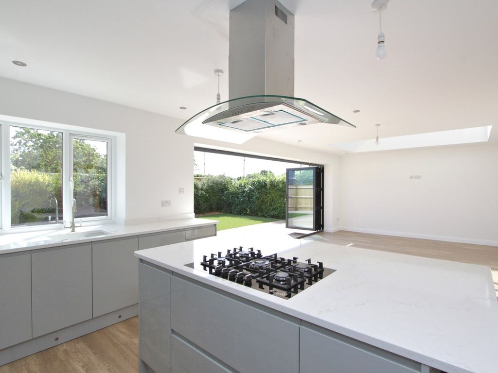 New home, 4 bed detached house for sale in Greenhill, Alveston BS35, £749,950