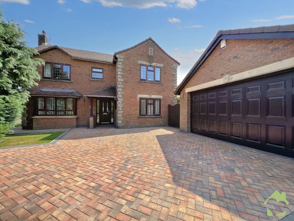 4 bed detached house for sale in The Oaks, St. Michaels, Preston PR3, £425,000