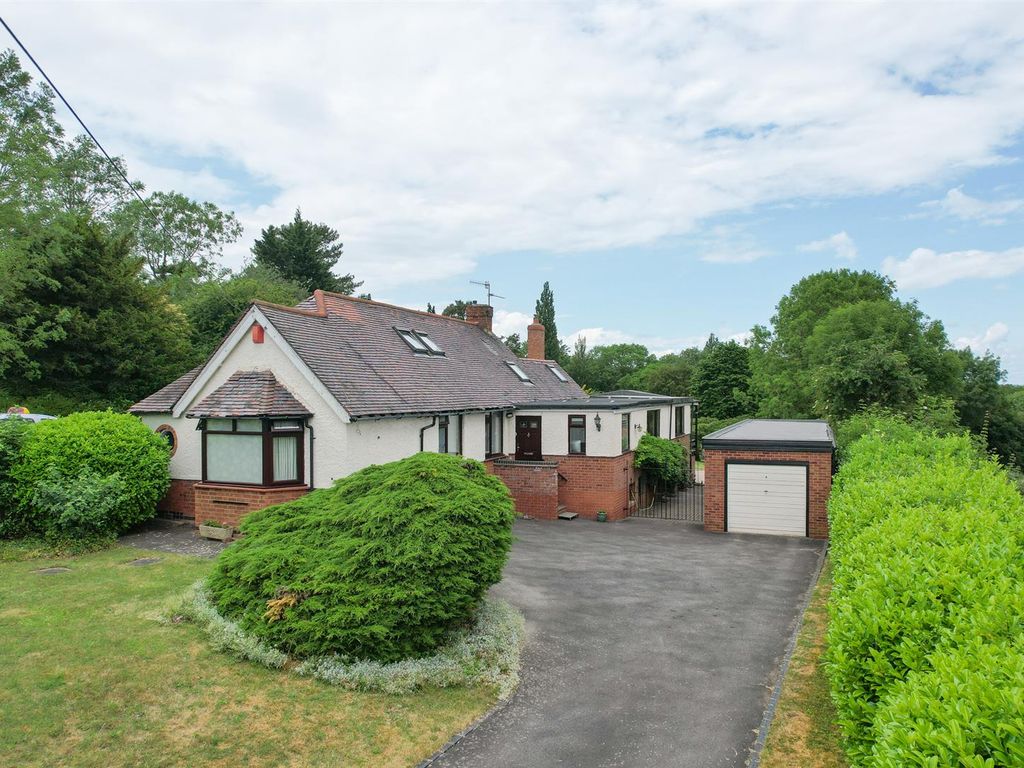 4 bed detached bungalow for sale in Bordon Hill, Stratford-Upon-Avon CV37, £600,000