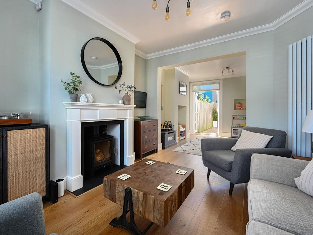 5 bed property for sale in Linton Road, Hove BN3, £725,000