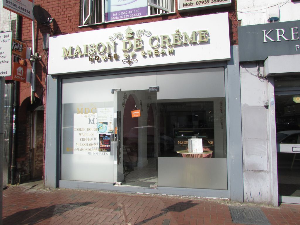 Retail premises to let in Dallow Road, Luton, Bedfordshire LU1, £29,400 pa