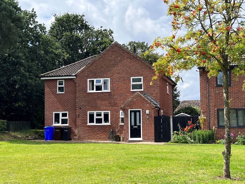 4 bed detached house for sale in Church Gardens, Barningham, Bury St. Edmunds IP31, £340,000