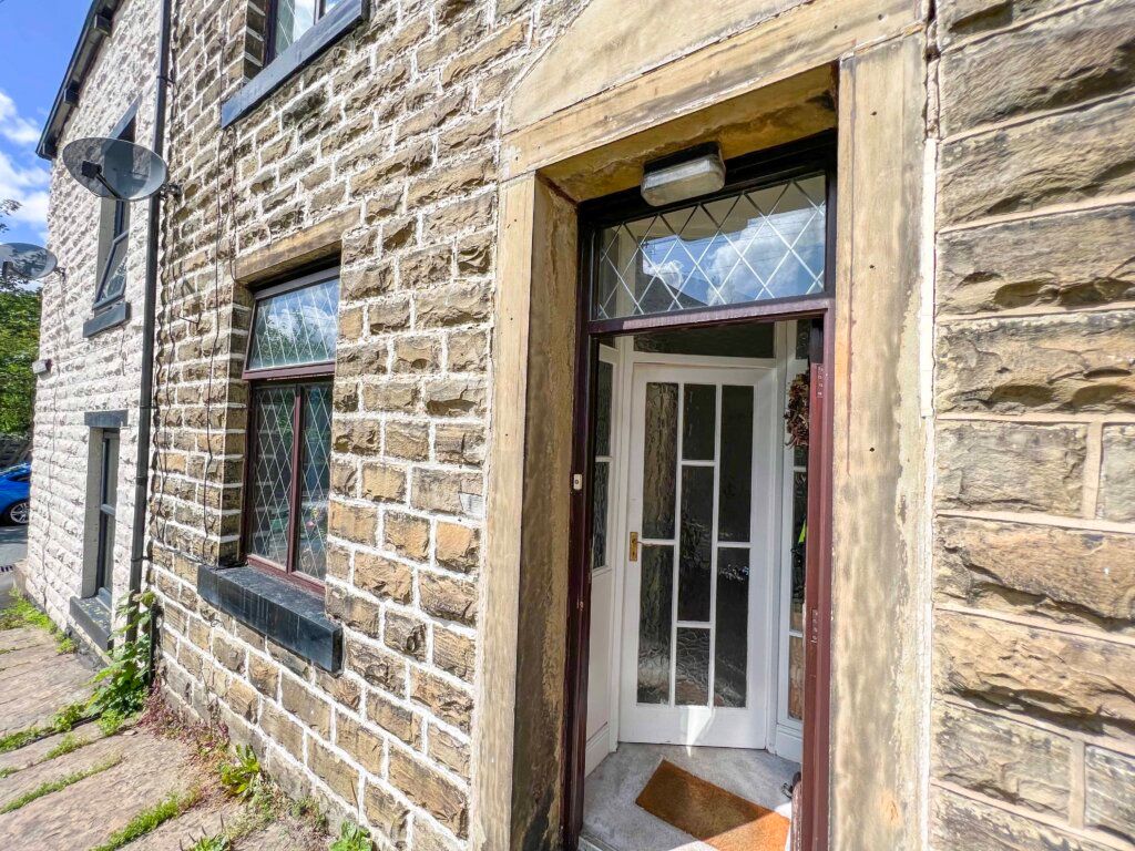 2 bed terraced house for sale in Clough Street, Waterfoot, Rossendale BB4, £115,000