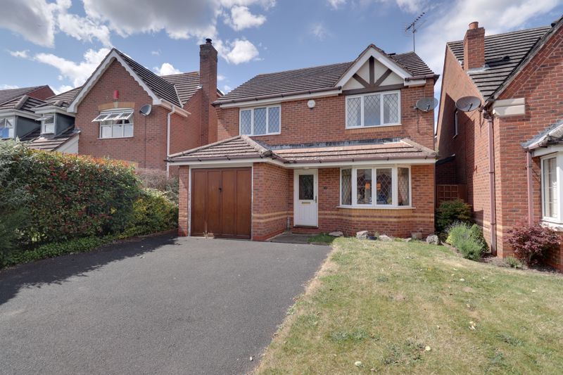 4 bed detached house for sale in Stonebridge Road, Brewood, Stafford ST19, £375,000