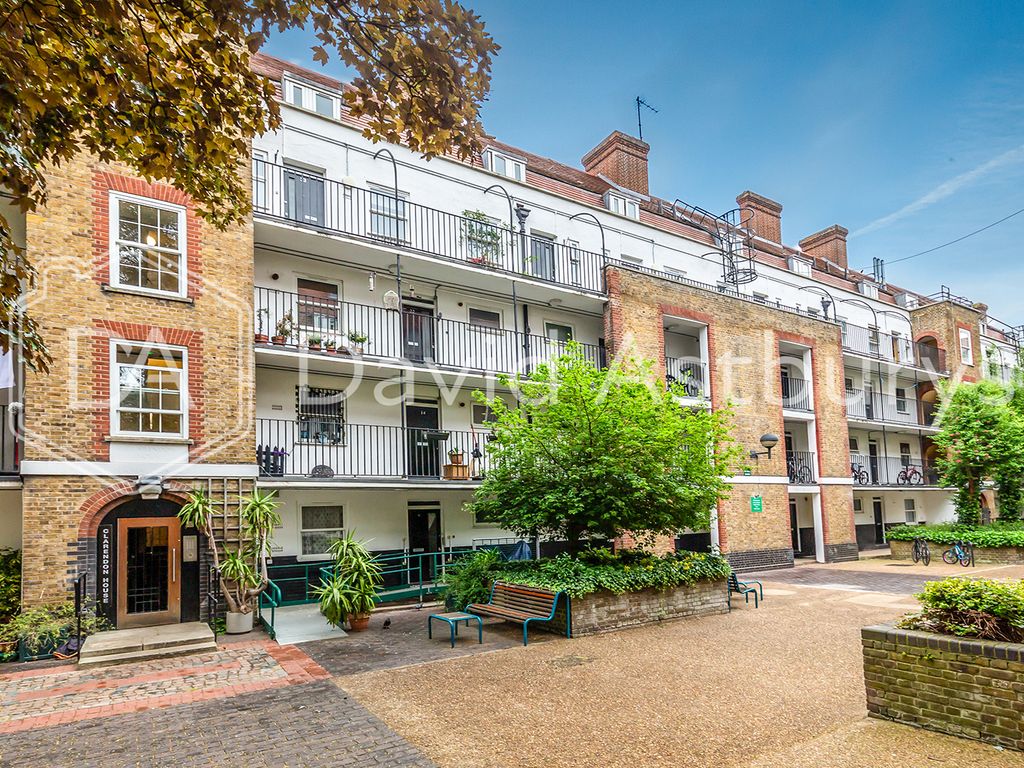 2 bed flat for sale in Werrington Street, Euston, London NW1, £500,000
