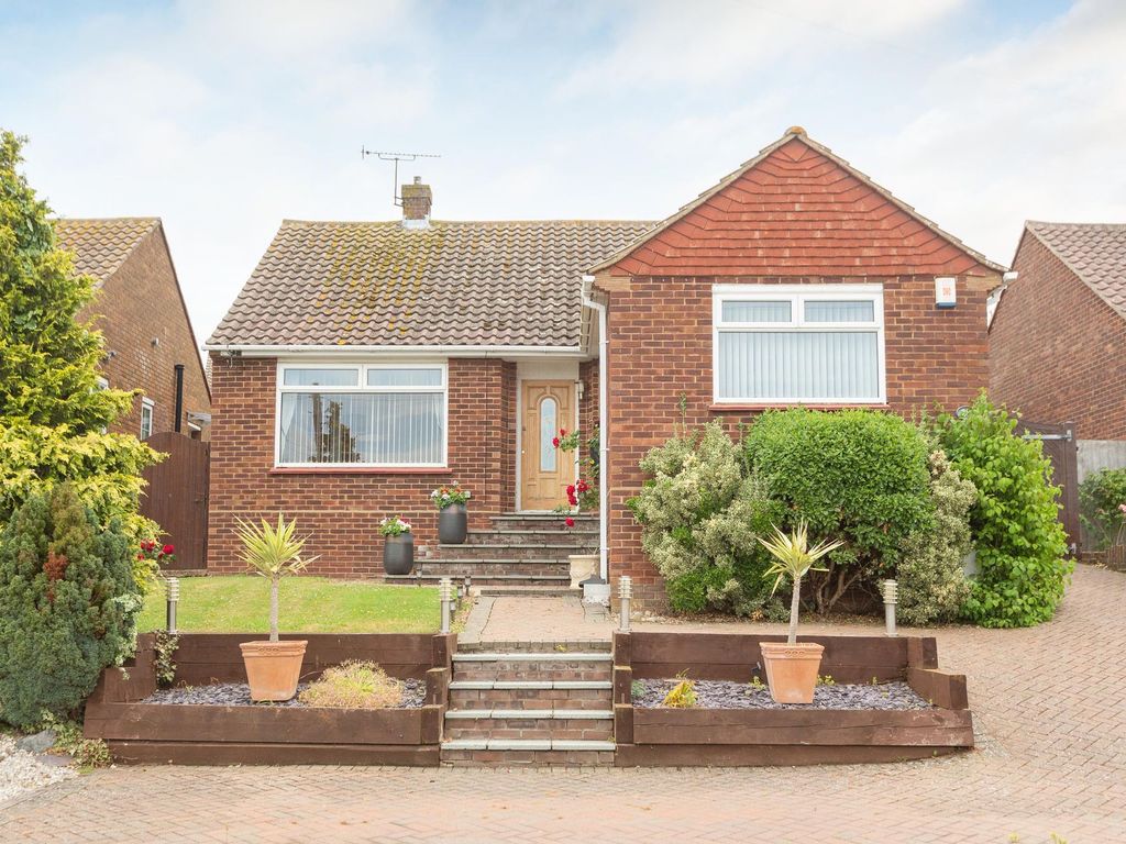 3 bed detached bungalow for sale in Strode Park Road, Herne Bay CT6, £400,000