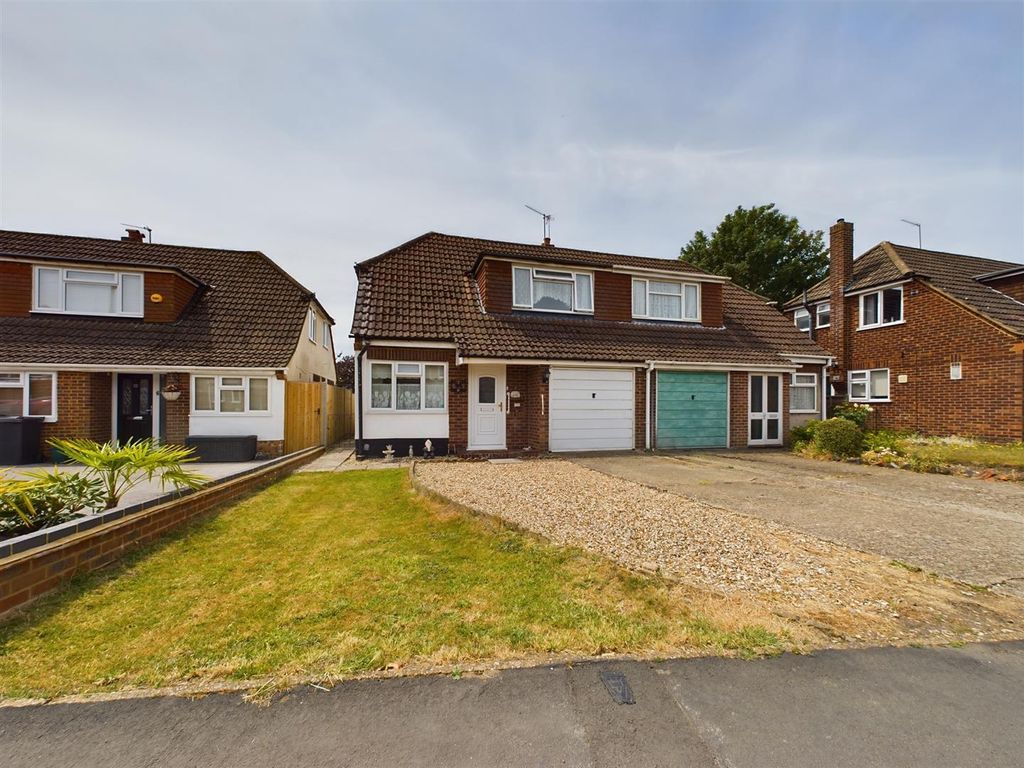 4 bed semi-detached house for sale in Warborough Avenue, Tilehurst, Reading RG31, £395,000