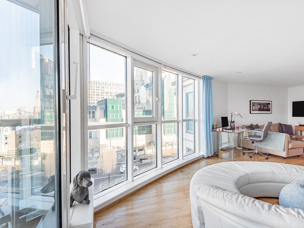 3 bed flat for sale in St. George Wharf, London SW8, £1,200,000