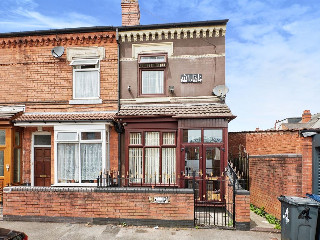 3 bed end terrace house for sale in Woodall Road, Aston, Birmingham B6, £200,000