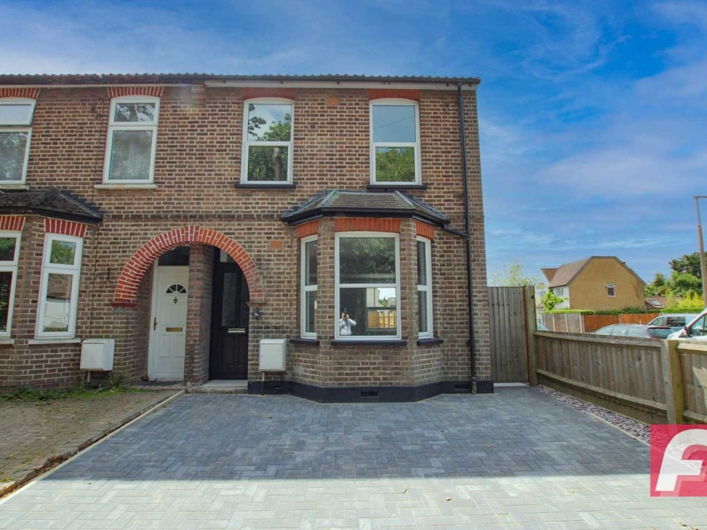 3 bed semi-detached house for sale in Horseshoe Lane, Garston WD25, £550,000