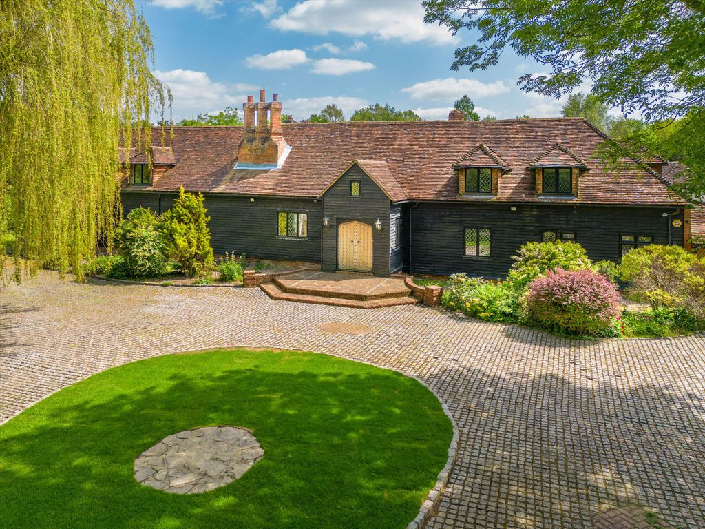 7 bed barn conversion for sale in Tylers Hill Road, Ley Hill, Buckinghamshire HP5, £2,000,000