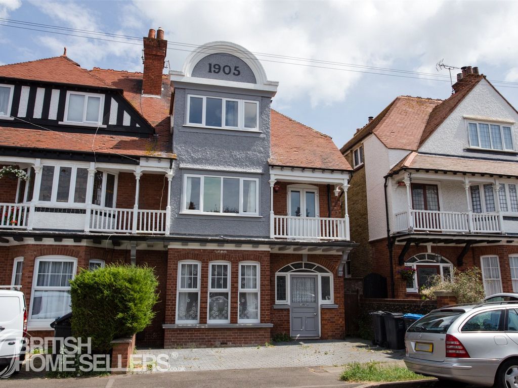 6 bed town house for sale in Crawford Gardens, Margate, Kent CT9, £570,000