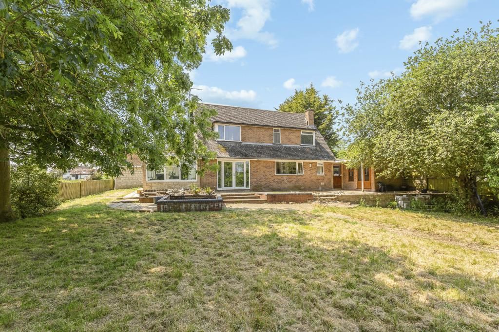 3 bed detached house for sale in Cold Pool Lane, Badgeworth, Cheltenham GL51, £750,000