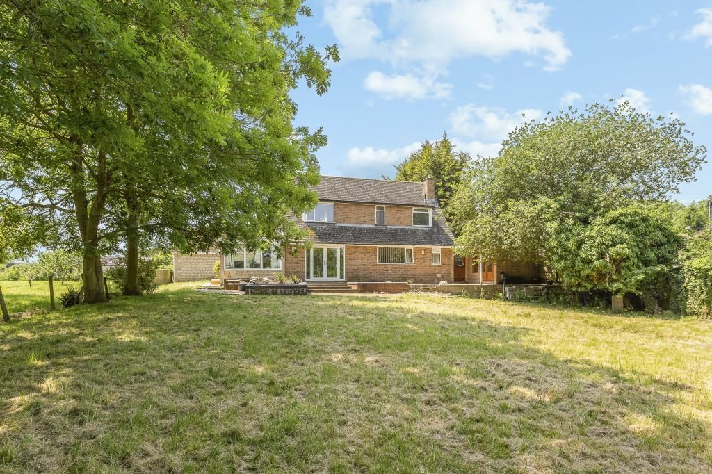 3 bed detached house for sale in Cold Pool Lane, Badgeworth, Cheltenham GL51, £750,000