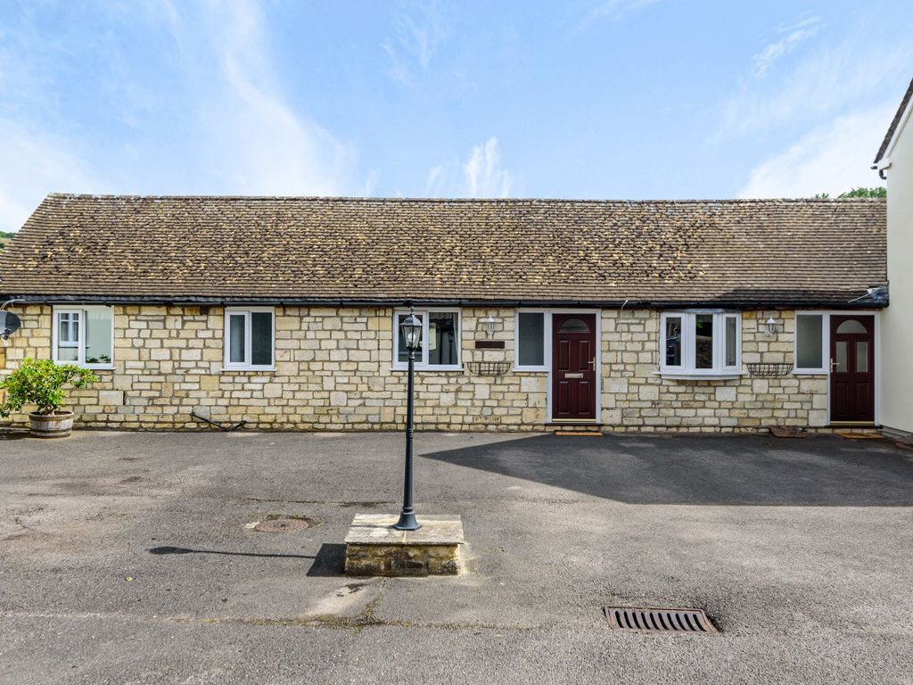 2 bed bungalow to rent in Paganhill, Stroud, Gloucestershire GL5, £1,000 pcm