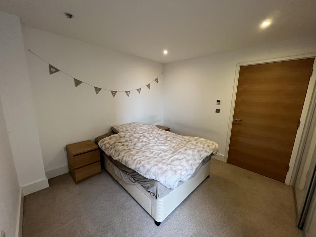 1 bed flat for sale in Kingsley Walk, Cambridge CB5, £350,000