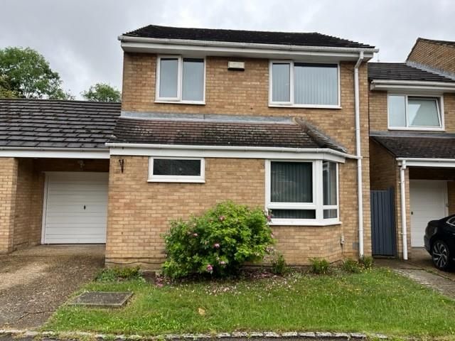 3 bed detached house for sale in Olivers Mill, New Ash Green, Longfield DA3, £410,000