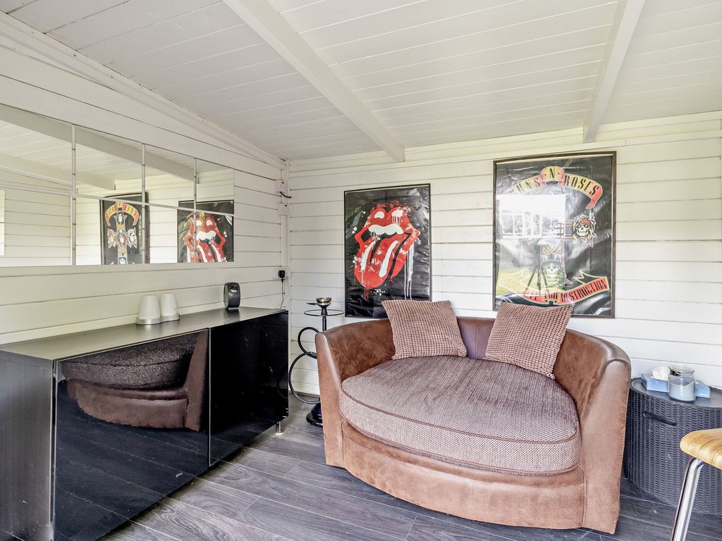 4 bed bungalow for sale in Hillside Road, Northwood HA6, £1,030,000