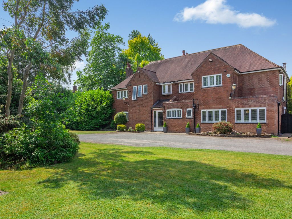 5 bed detached house to rent in Forshaw Heath Road, Solihull B94, £7,000 pcm