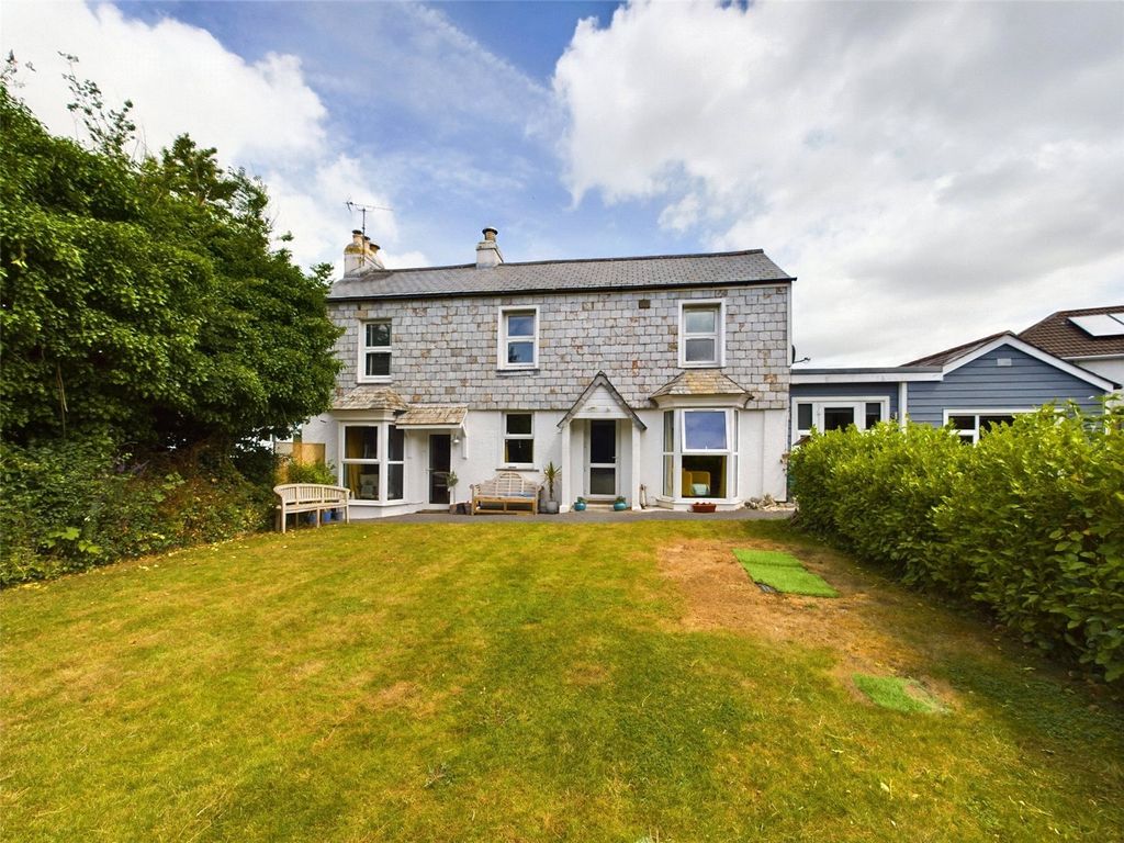 5 bed detached house for sale in Bodieve, Wadebridge PL27, £650,000