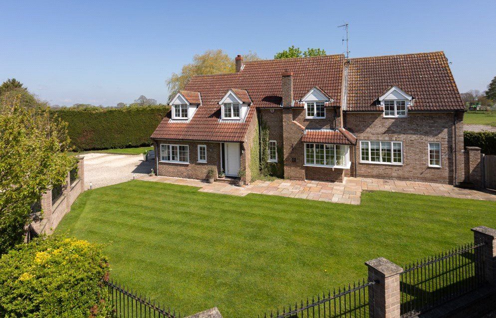 5 bed detached house for sale in Championsgate, North Duffield, Selby, North Yorkshire YO8, £750,000