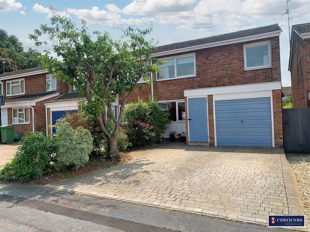 3 bed semi-detached house for sale in Coniston Road, Basingstoke RG22, £420,000