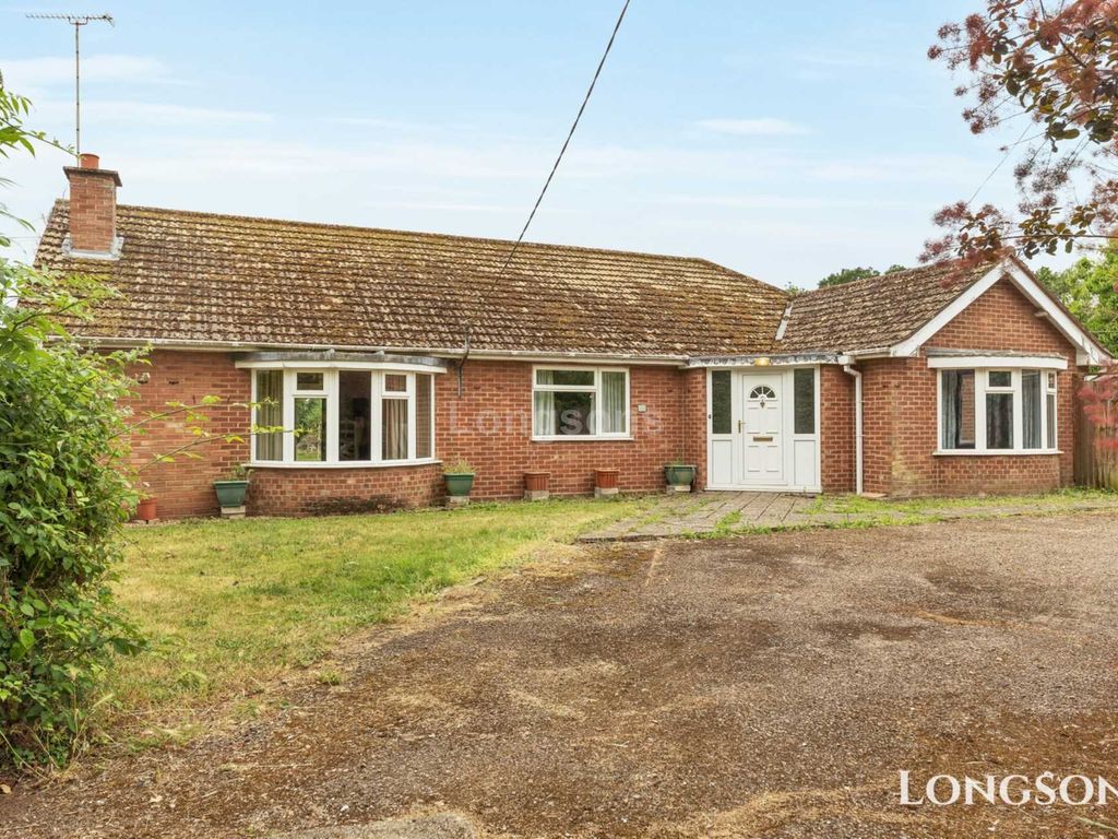 3 bed detached bungalow for sale in Mill Street, Necton PE37, £375,000