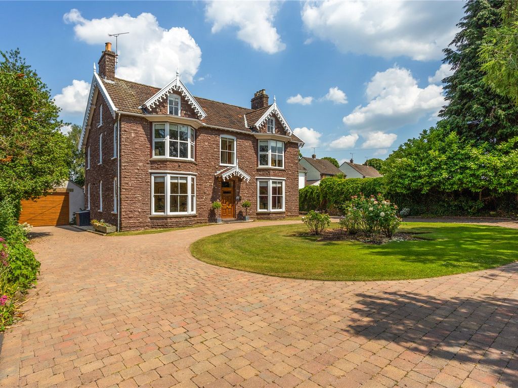 5 bed detached house for sale in Gloucester Road, Thornbury, South Gloucestershire BS35, £1,475,000