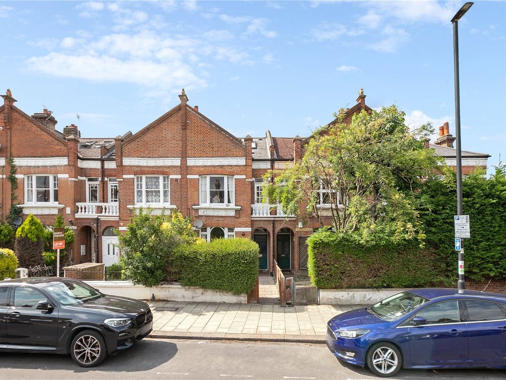 2 bed flat for sale in Cavendish Road, Clapham South, London SW12, £500,000